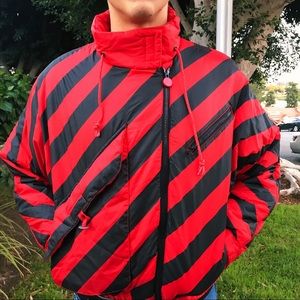 Vintage Red & Black Stripe Ski Snow Jacket